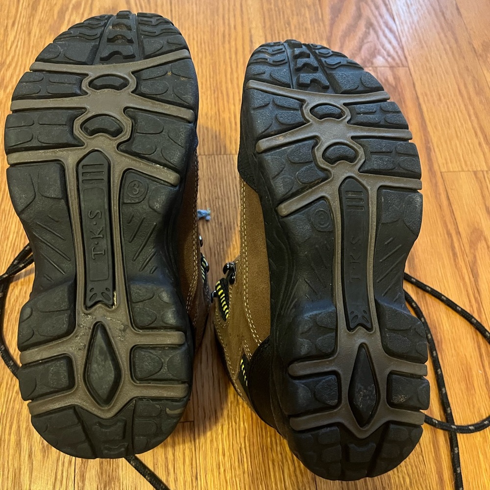 Boys hiking boots - Picture 5 of 6